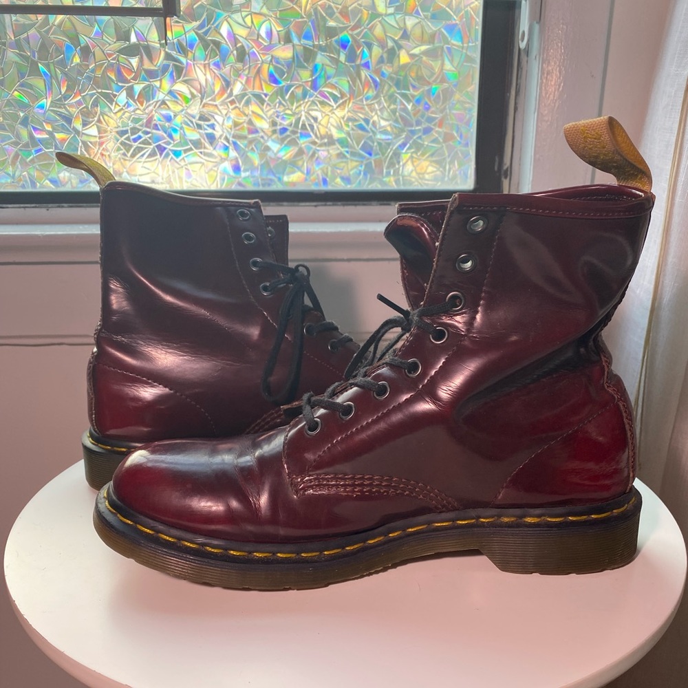 USED Men’s Maroon Doc Martens